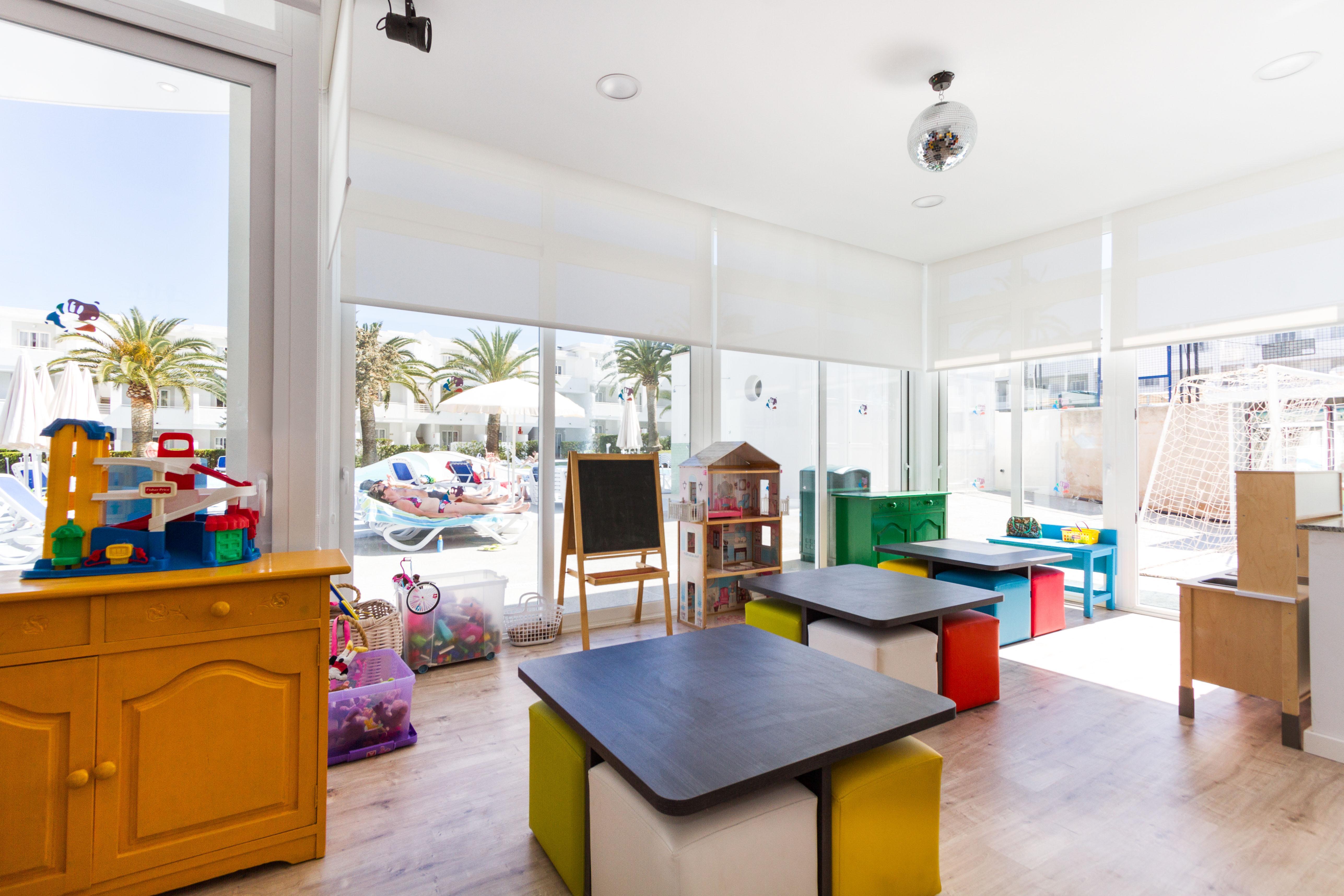 Jutlandia Family Resort Santa Ponsa Exterior photo
