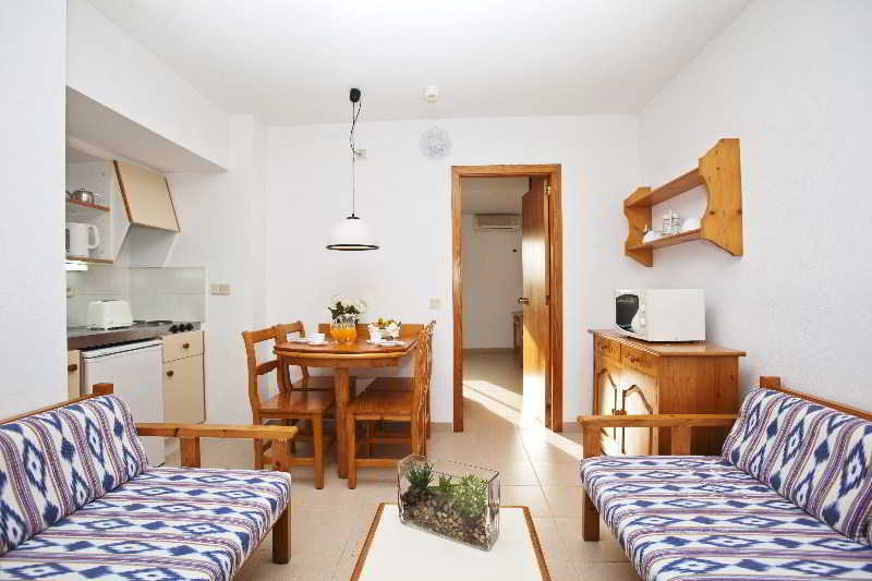 Jutlandia Family Resort Santa Ponsa Exterior photo